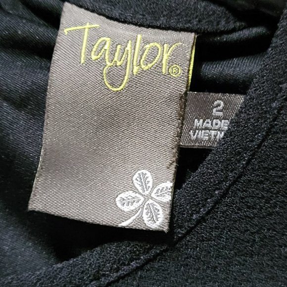 Gorgeous Taylor Pleated Peekaboo Black and White Party Dress Size 2 - Picture 3 of 9